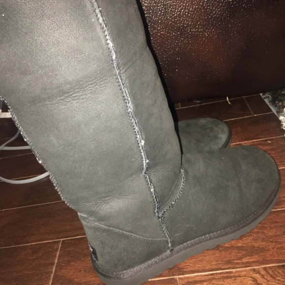 Black Tall Uggs - Picture 7 of 7